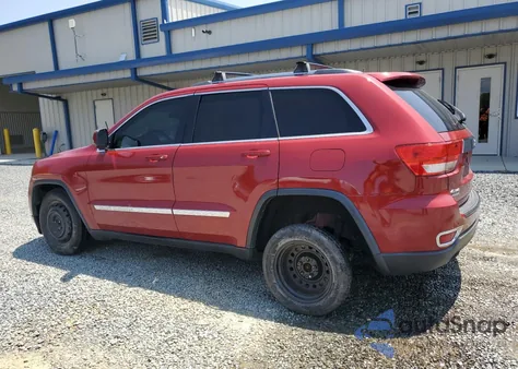 2013 Jeep Grand Cherokee Laredo z USA, uszkodzony, nr VIN 1C4RJFAT9DC502428